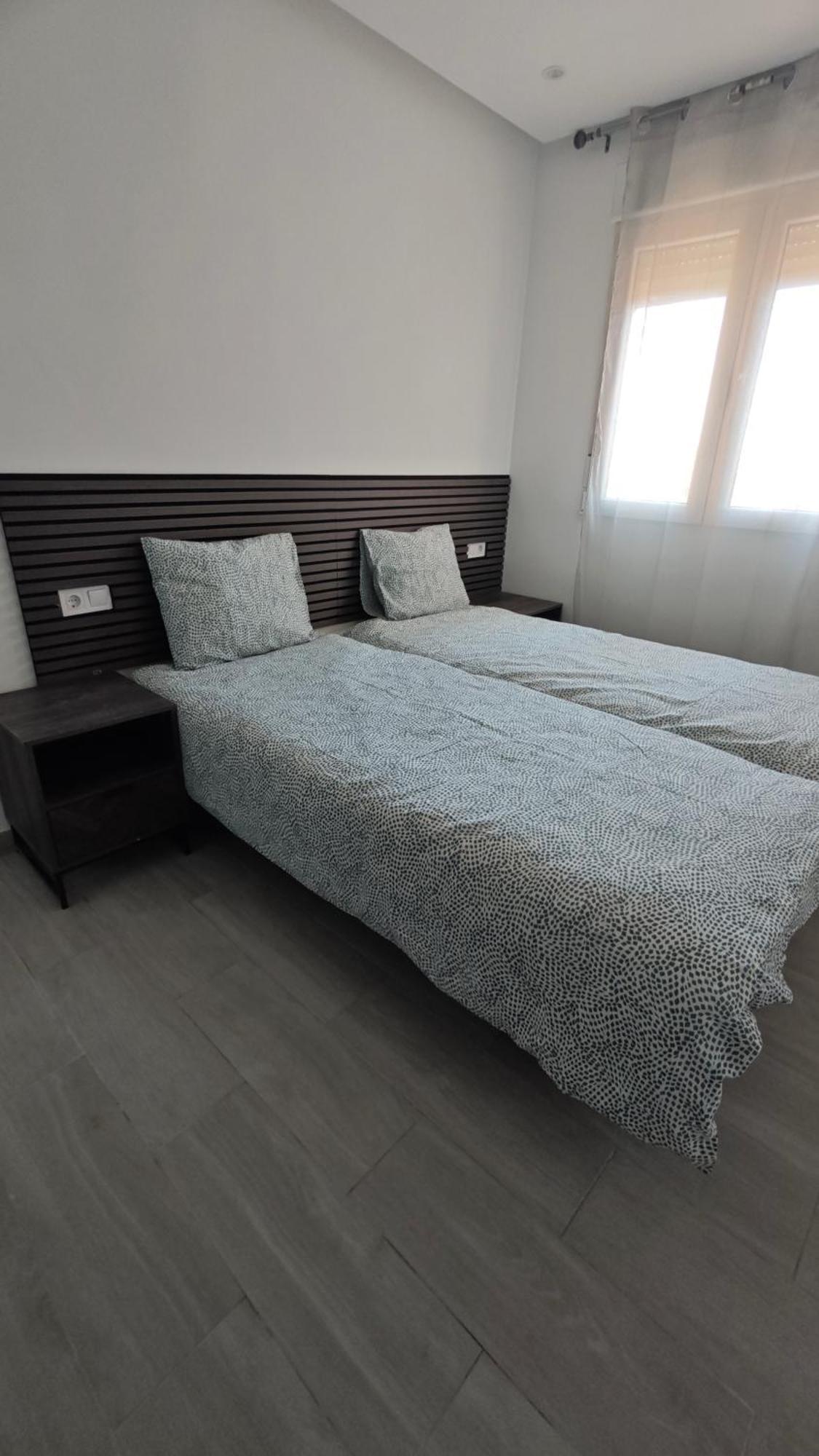 Vialia Playa Apartment Malaga Bagian luar foto
