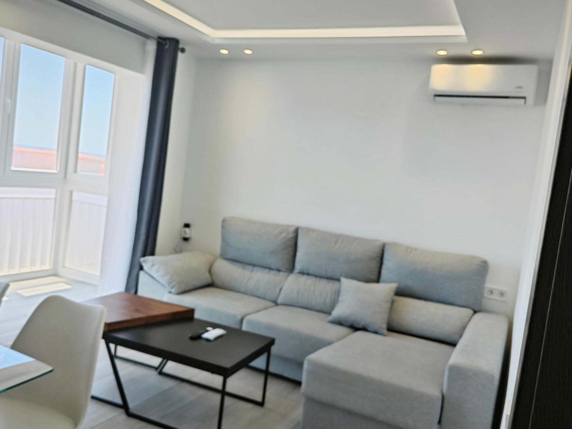 Vialia Playa Apartment Malaga Bagian luar foto